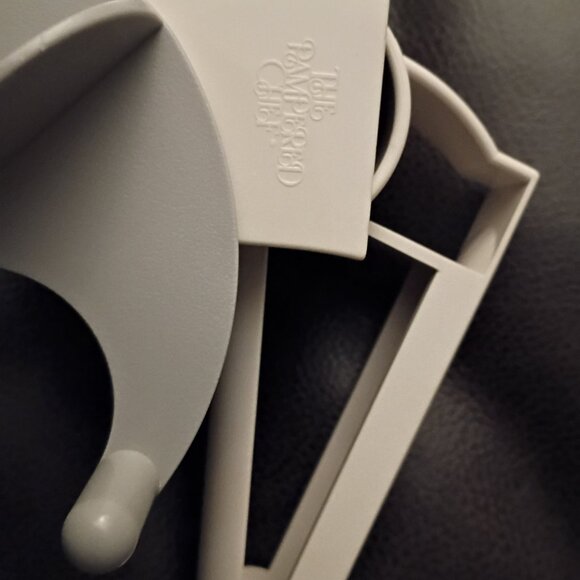 Pampered chef rotary cheese grater with both barrels, left or right handed - Picture 2 of 2